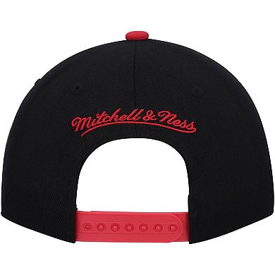 Men's Mitchell & Ness Black Atlanta United FC Team Script 2.0 Stretch Snapback Hat