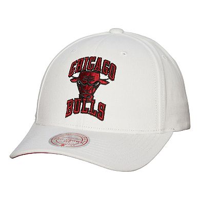 Men's Mitchell & Ness White Chicago Bulls Hardwood Classics All In Retro Snapback Hat