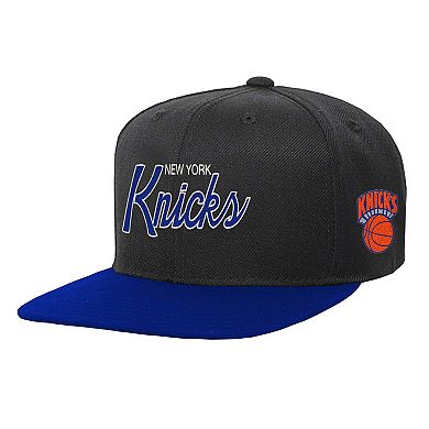 Youth Mitchell & Ness Black New York Knicks Team Script Snapback Hat