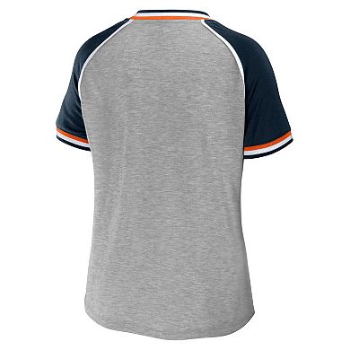 Women's WEAR by Erin Andrews Heather Gray Chicago Bears Throwback Raglan V-Neck T-Shirt