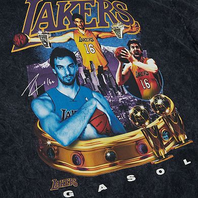 Men's Mitchell & Ness Pau Gasol Black Los Angeles Lakers  Crowned T-Shirt