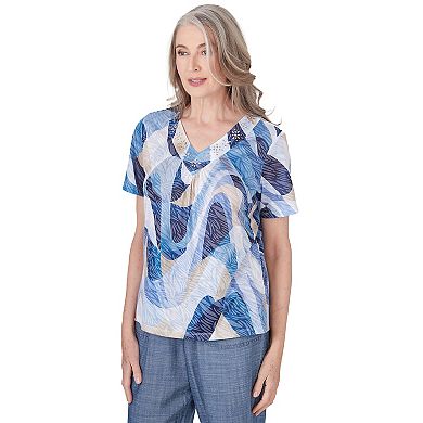 Petite Alfred Dunner Wavy Abstract Print V-Neck Short Sleeve Top