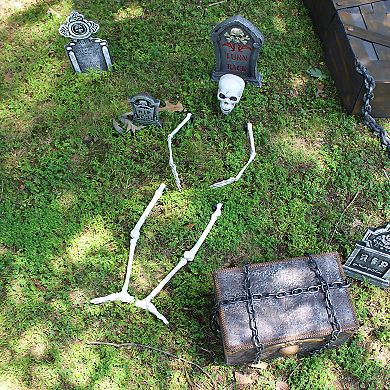 Ground Breaking Skeleton Garden Stakes Outdoor Halloween Lawn Decor