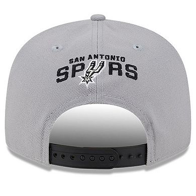 Men's New Era Gray San Antonio Spurs Chenille Band 9FIFTY Snapback Hat