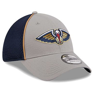 Men's New Era Gray/Navy New Orleans Pelicans Piped Two-Tone 39THIRTY Flex Hat