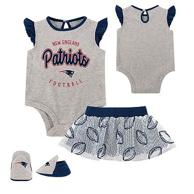 Newborn Heather Gray/Navy New England Patriots All Dolled Up Three-Piece Bodysuit, Skirt & Booties Set