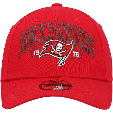 Youth New Era Red Tampa Bay Buccaneers Outline 9FORTY Adjustable Hat