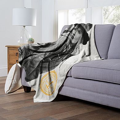 Yellowstone??Beth Dutton 2 Silk Touch Throw Blanket