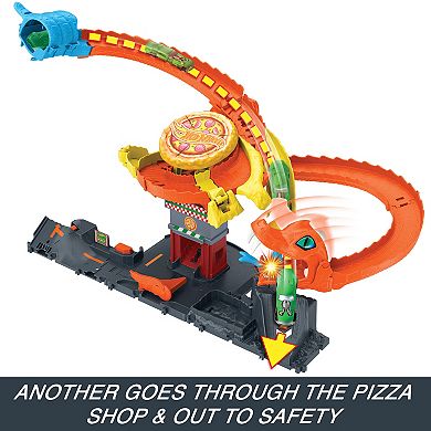 Hot Wheels City Pizza Slam Cobra Attack Playset
