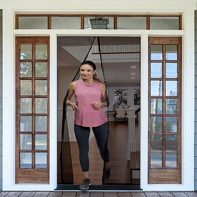 Magic Mesh® Hands-Free Screen Door