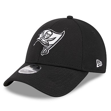 Youth New Era Black Tampa Bay Buccaneers  Main B-Dub 9FORTY Adjustable Hat