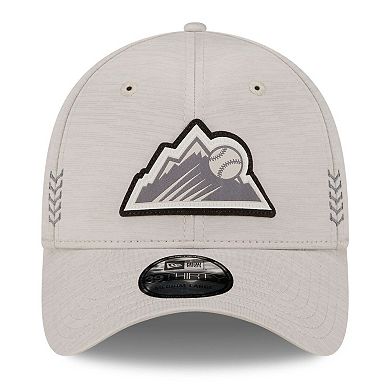 Men's New Era  Cream Colorado Rockies 2024 Clubhouse 39THIRTY Flex Fit Hat