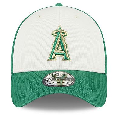 Men's New Era White/Green Los Angeles Angels 2024 St. Patrick's Day 39THIRTY Flex Fit Hat