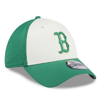 Men's New Era White/Green Boston Red Sox 2024 St. Patrick's Day 39THIRTY Flex Fit Hat