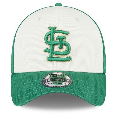 Men's New Era White/Green St. Louis Cardinals 2024 St. Patrick's Day 39THIRTY Flex Fit Hat