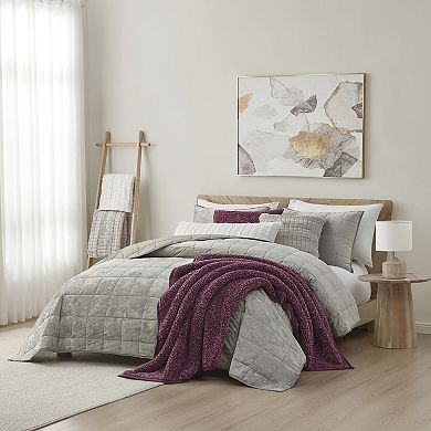 Koolaburra by UGG Bentley Velvet Quilt Set with Shams