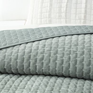 Koolaburra by UGG Maita Corduroy Quilt Set with Shams