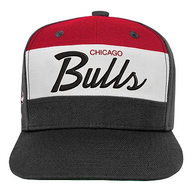 Youth Mitchell & Ness White/Black Chicago Bulls Retro Sport Color Block Script Snapback Hat