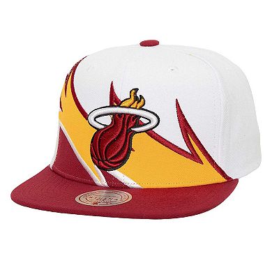 Men's Mitchell & Ness White/Red Miami Heat Waverunner Snapback Hat
