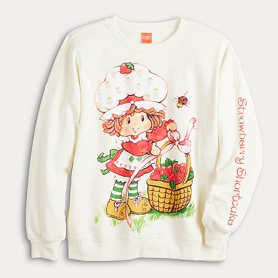 Juniors' Strawberry Shortcake Basket With Bow Graphic Pullover