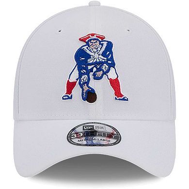 Men's New Era White New England Patriots Throwback 39THIRTY Flex Hat