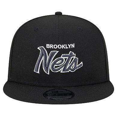 Men's New Era Black Brooklyn Nets Evergreen Script Side Patch 9FIFTY Snapback Hat