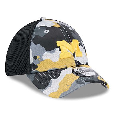 Men's New Era Camo/Black Michigan Wolverines Active 39THIRTY Flex Hat