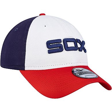 Men's New Era White Chicago White Sox Logo Replica Core Classic 9TWENTY Adjustable Hat