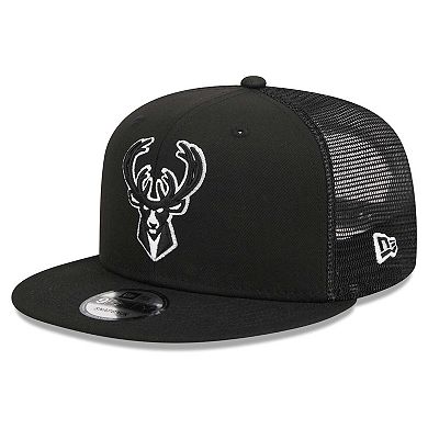 Men's New Era Black Milwaukee Bucks Evergreen 9FIFTY Trucker Snapback Hat