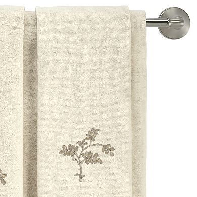 Avanti Willow Ivory Fingertip Towel