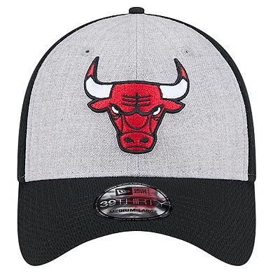 Men's New Era Heather Gray/Black Chicago Bulls Two-Tone 39THIRTY Flex Hat