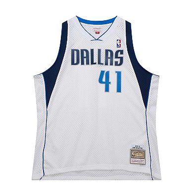 Men's Mitchell & Ness Dirk Nowitzki White Dallas Mavericks 2010/11 Hardwood Classics Swingman Jersey