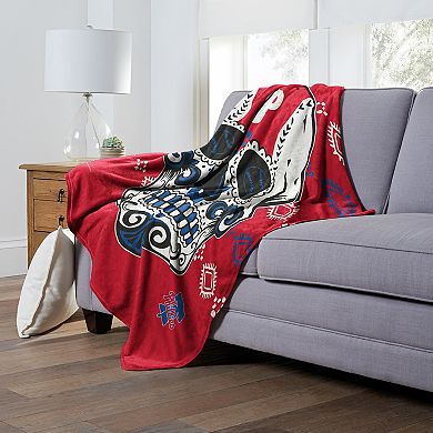 MLB Philadelphia Phillies Sugar Skull Silk Touch Throw