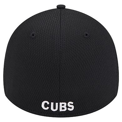 Men's New Era Black Chicago Cubs Active Dash Mark 39THIRTY Flex Hat