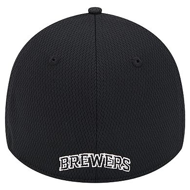 Men's New Era Black Milwaukee Brewers Active Dash Mark 39THIRTY Flex Hat