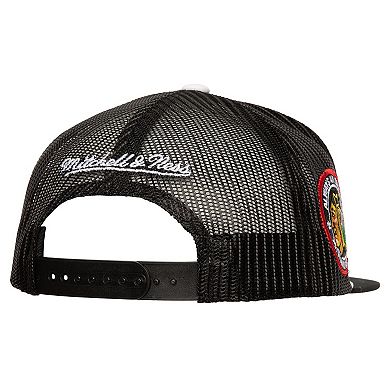 Men's Mitchell & Ness Black Chicago Blackhawks Roper Trucker Snapback Hat