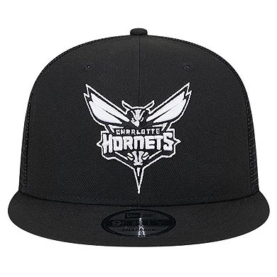 Men's New Era Black Charlotte Hornets Evergreen 9FIFTY Trucker Snapback Hat