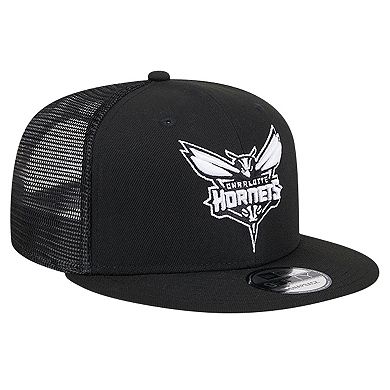 Men's New Era Black Charlotte Hornets Evergreen 9FIFTY Trucker Snapback Hat