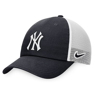 Men's Nike Navy New York Yankees Evergreen Club Trucker Adjustable Hat