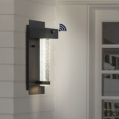 5.5" 1-light Industrial Iron/seeded Glass, Dusk-to-dawn Sensor Integrated Led Outdoor Sconce