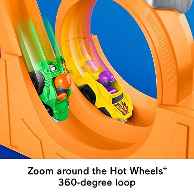 Fisher-Price Little People Little People Hot Wheels Spiral Stunt Speedway Toddler Race Track Playset