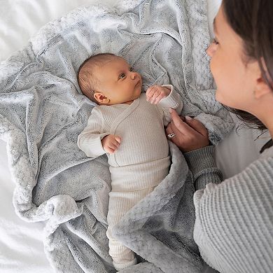 aden + anais essentials Plush Baby Blanket