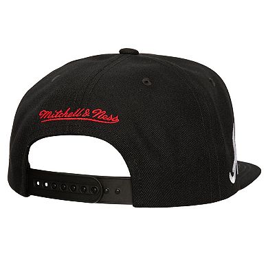 Men's Mitchell & Ness Black Atlanta Braves Shattered Snapback Hat