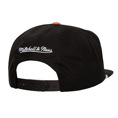 Men's Mitchell & Ness Black San Francisco Giants  Radiant Lines Deadstock Snapback Hat