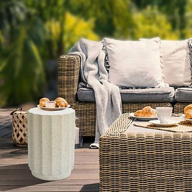 LuxenHome Off White With Gray Cement Fluted Round Indoor Outdoor Side And End Table