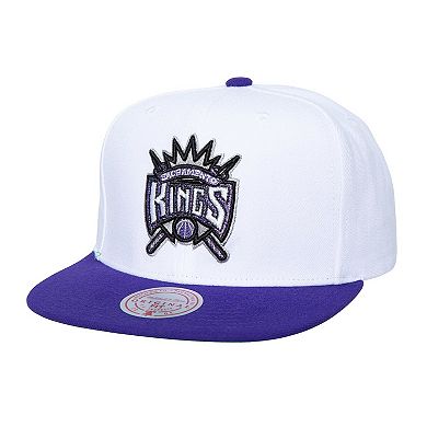 Men's Mitchell & Ness White Sacramento Kings  Soul Logo Shine 2-Tone Snapback Hat