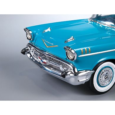 Round 2 AMT 1957 Chevy Bel Air Scale Model Kit