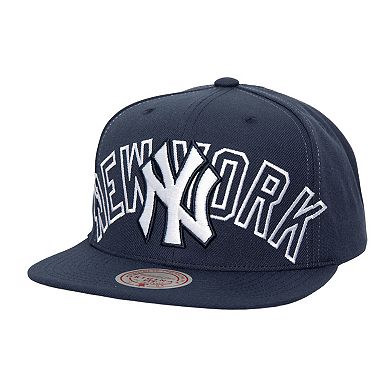 Men's Mitchell & Ness Navy New York Yankees Full Frontal Snapback Hat