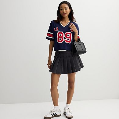 Juniors' Harper & Ivy V-Neck Mesh Jersey Cropped Top