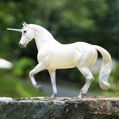 Breyer Horses The Freedom Series - Lysander Unicorn Figurine